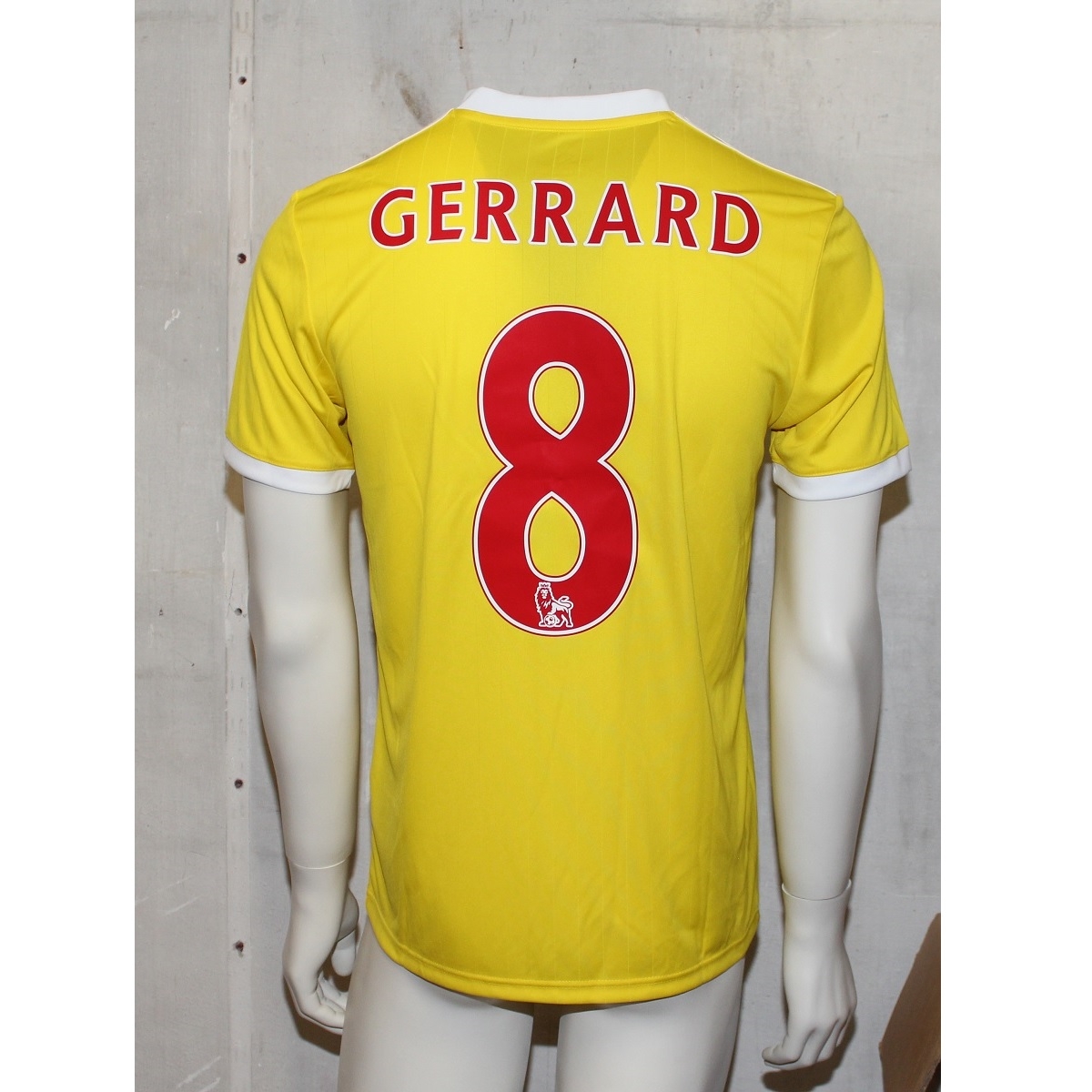 Tabela 18 Trøje Gerrard Sg-